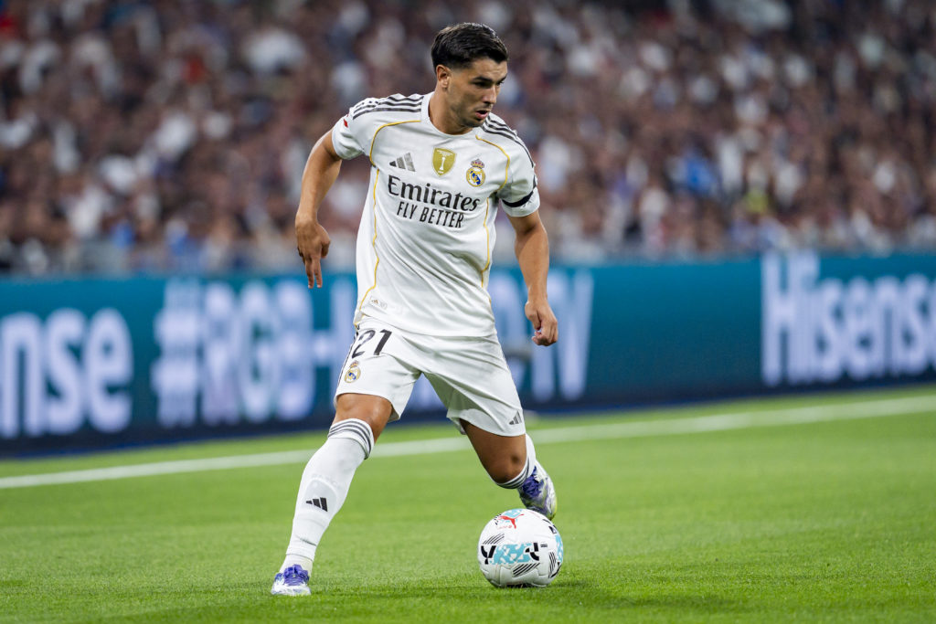 Real Madrid's Brahim Diaz in action against Osasuna