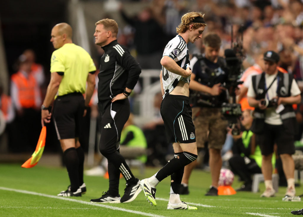 Newcastle United v Liverpool - Premier League