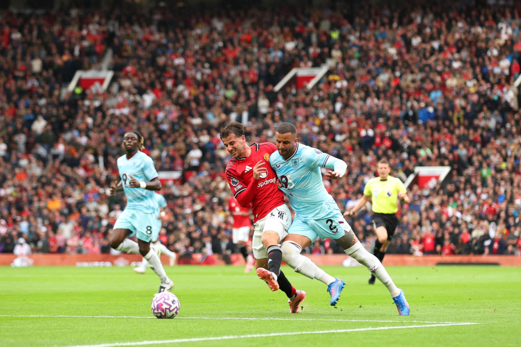 Mason Mount and Kyle Walker clash during Manchester United vs Burnley
