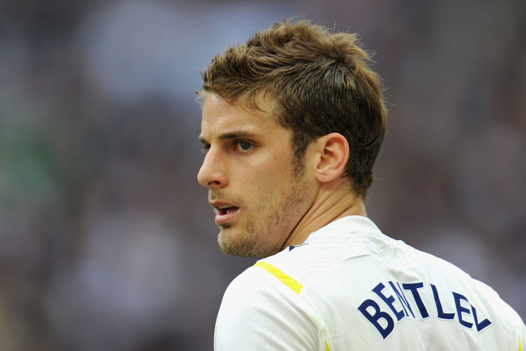 David Bentley in action for Tottenham Hotspur