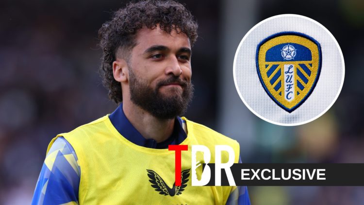 Dominic Calvert-Lewin of Everton during the Premier League match between Fulham FC and Everton FC at Craven Cottage (Centre) Leeds United badge (Ri...