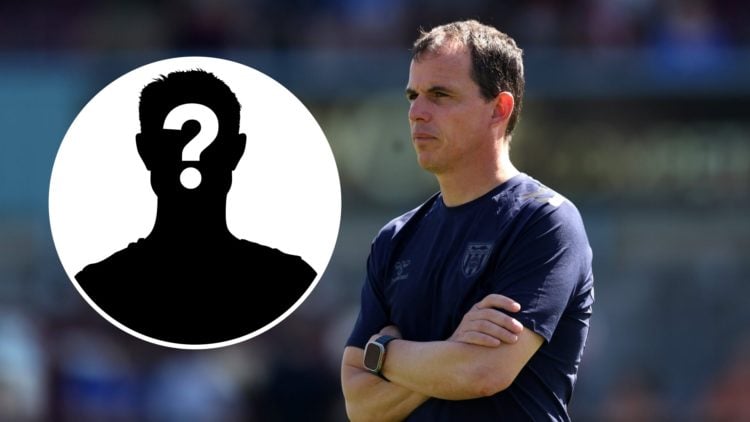 Sunderland head coach Regis Le Bris with the mystery player overlay