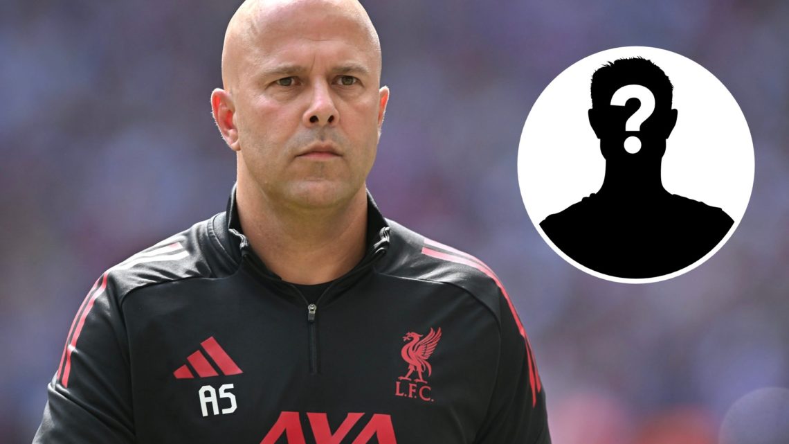 Arne Slot manager of Liverpool during the 2025 FA Community Shield match between Crystal Palace and Liverpool at Wembley Stadium (Centre) Mystery (...
