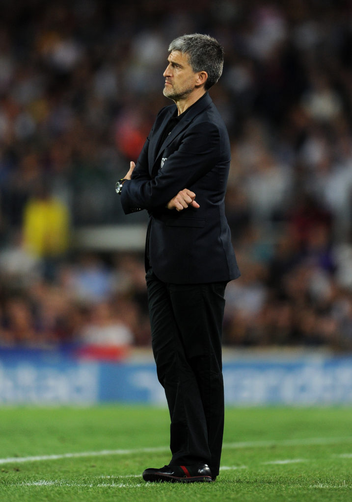 Roberto Olabe reacts during Barcelona vs Almeria