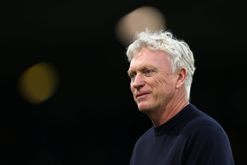 David Moyes looks on before a Premier League clash between Leeds and Everton