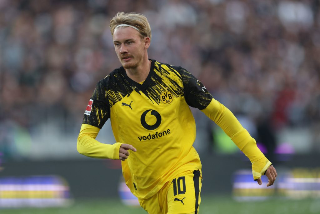 Julian Brandt looks on during St Pauli vs Borussia Dortmund in the Premier League