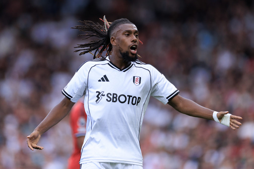 Alex Iwobi playing for Fulham in the Premier League.