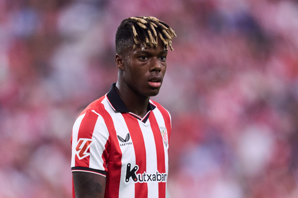 Nico Williams looks on during Athletic Club vs Rayo Vallecano in La Liga