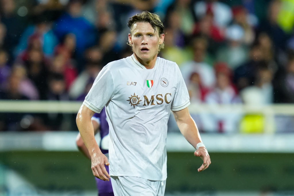 Scott McTominay in action for Napoli against Fiorentina in Serie A
