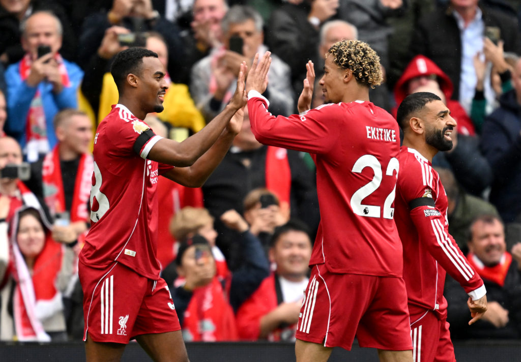 Ryan Gravenberch and Hugo Ekitike high five during Liverpool's victory over Everton