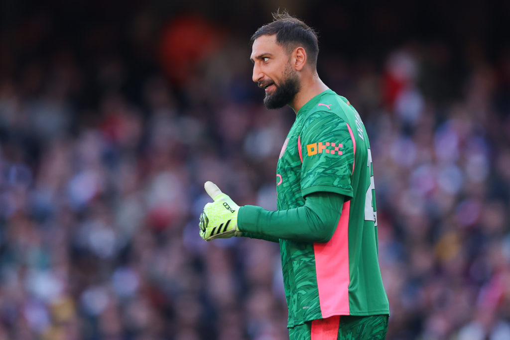Gianluigi Donnarumma gestures during Arsenal vs Manchester City
