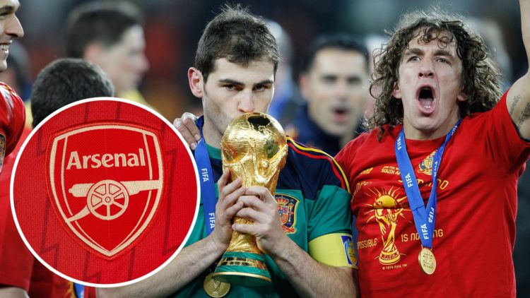 Iker Casillas and Carles Puyol, Arsenal badge (inset)