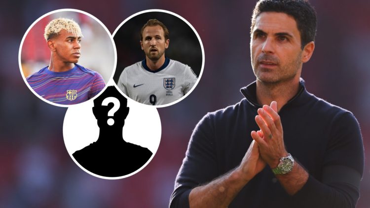 Mikel Arteta, head coach of Arsenal, during the Premier League match between Manchester United and Arsenal at Old Trafford (Right) Harry Kane of En...