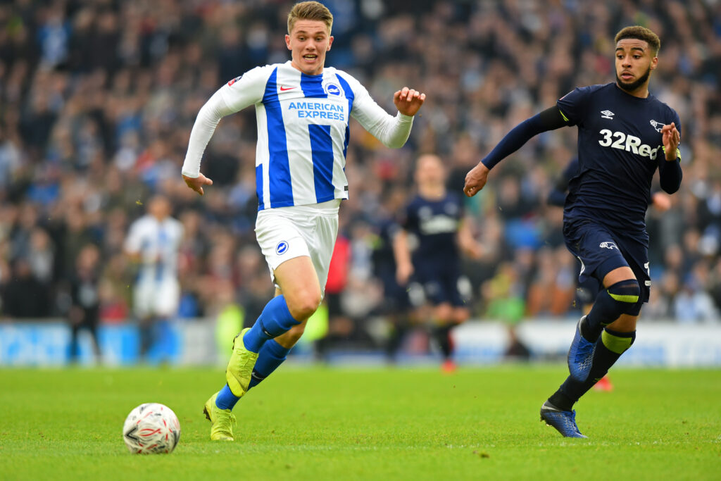 Viktor Gyokeres chases after the ball in Brighton vs Derby County
