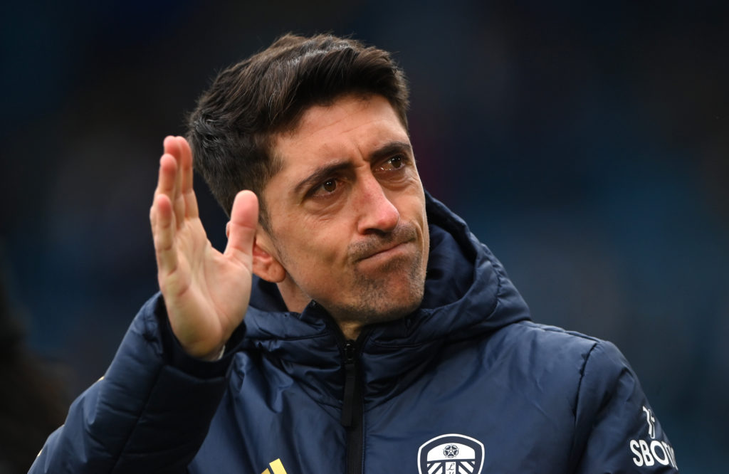Pablo Hernandez waves during a Leeds match