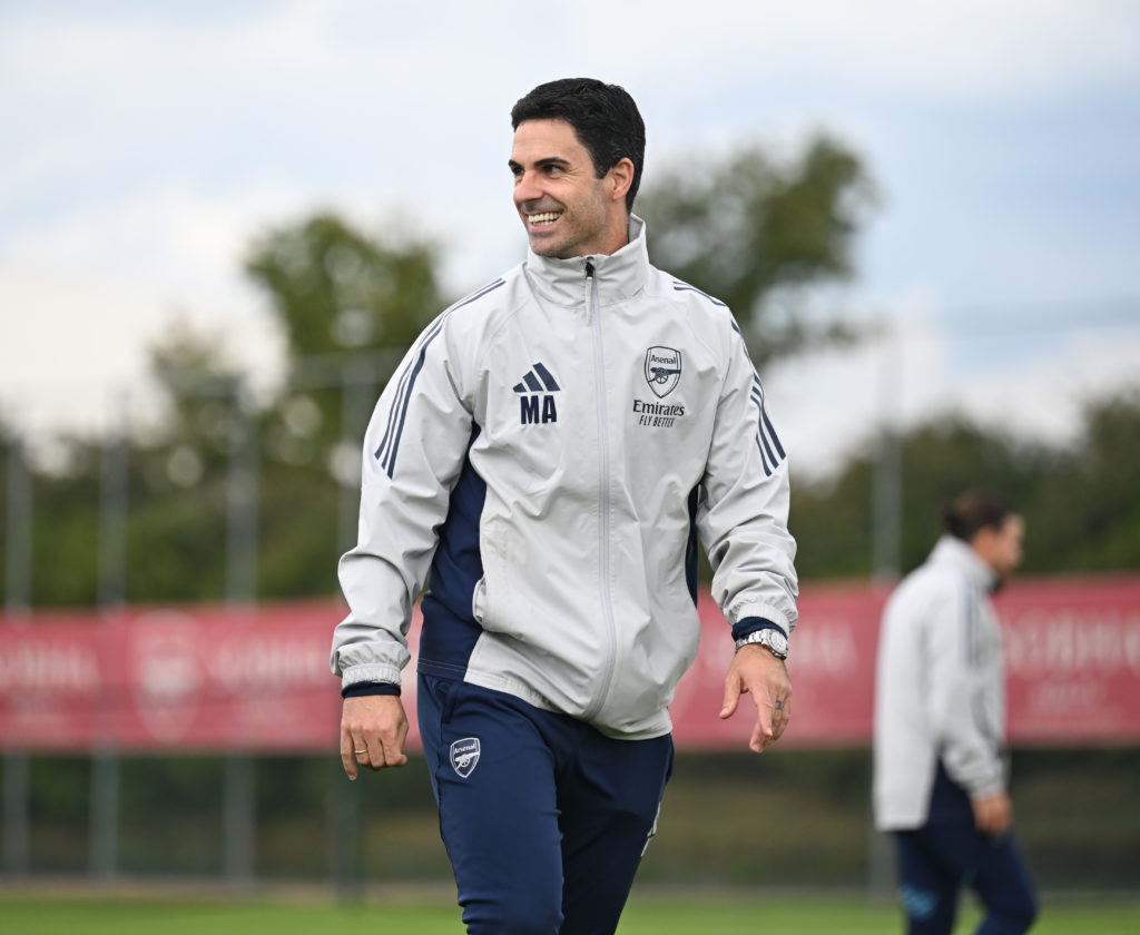 Mikel Arteta looks on during an Arsenal training session
