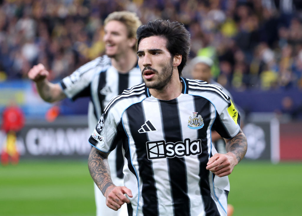 Newcastle midfielder Sandro Tonali celebrates after his assist for Nick Woltemade