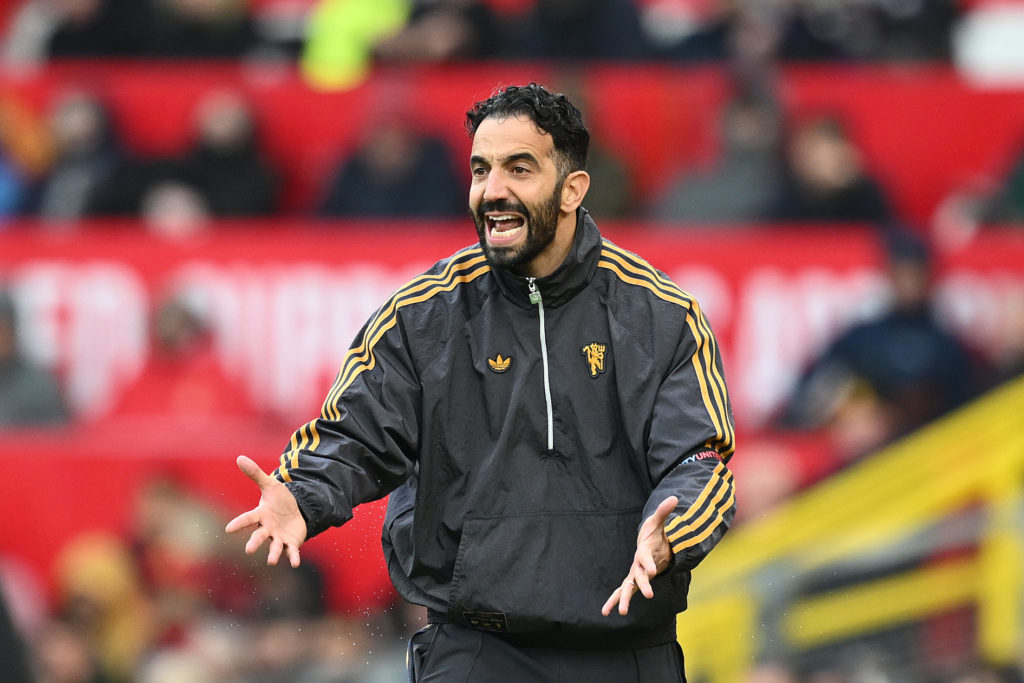 Ruben Amorim shouts at his players during Manchester United's victory against Sunderland at Old Trafford