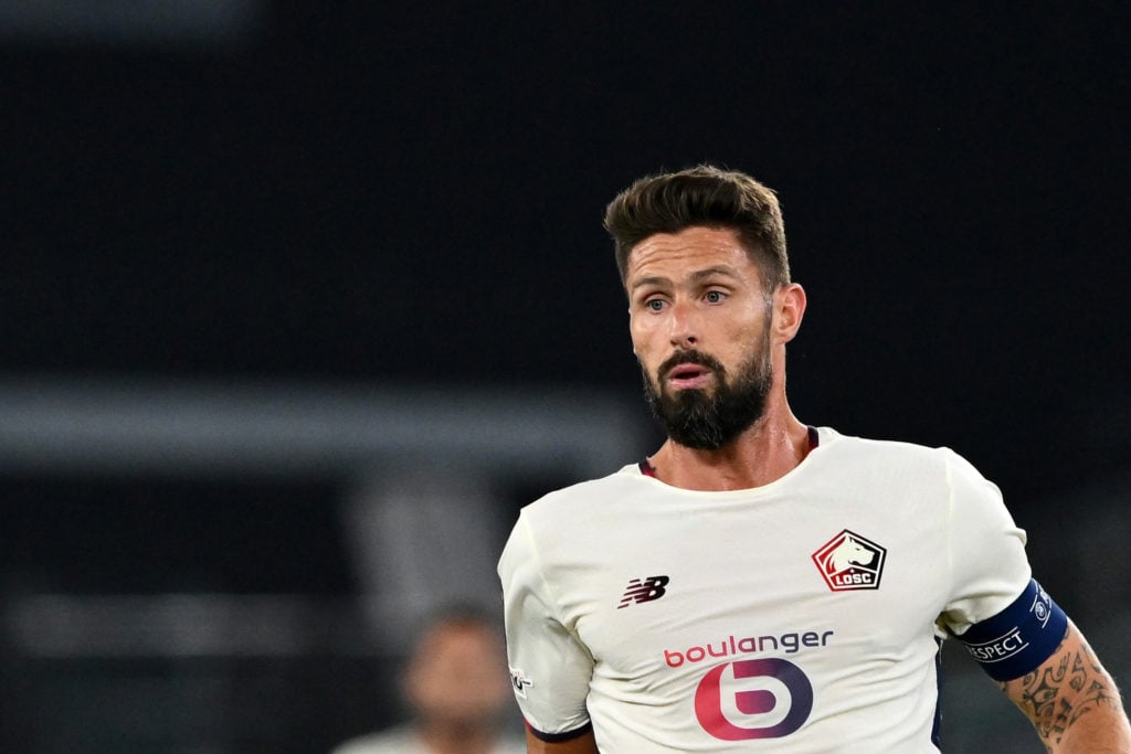Olivier Giroud looks on during LOSC Lille vs AS Roma