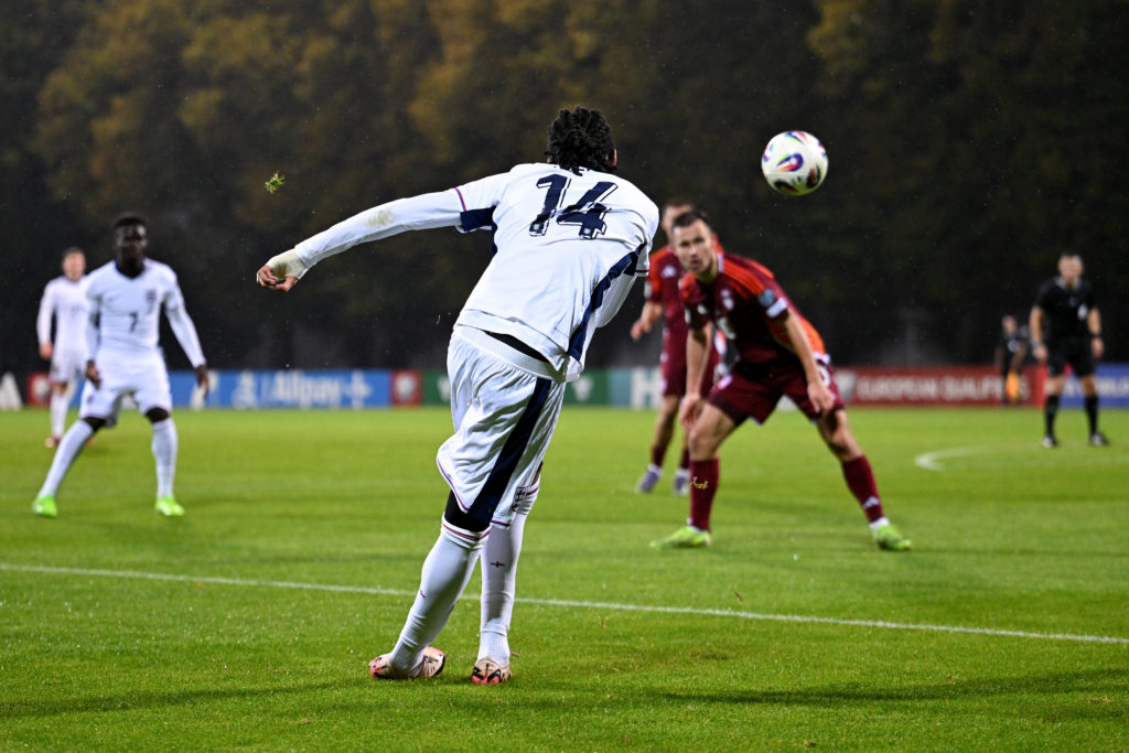 Tottenham defender Djed Spence crosses the ball using a rabona during Latvia vs England.