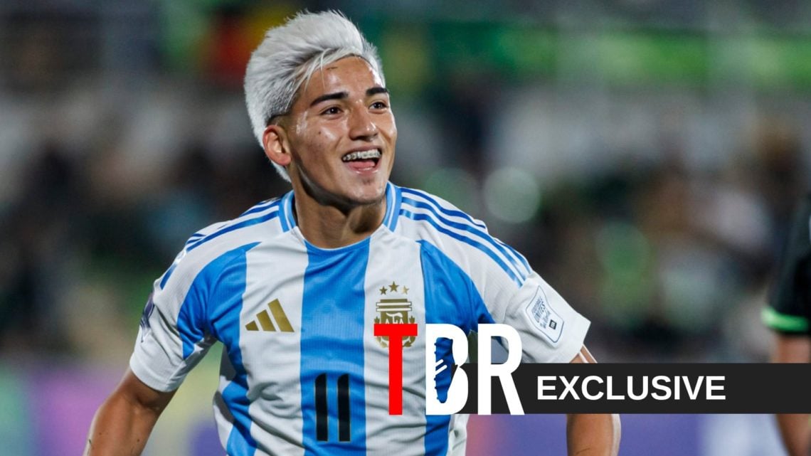 Ian Subiabre of Argentina celebrates his goal during the FIFA U-20 World Cup Chile 2025 Group D match between Argentina and Australia at Estadio El...