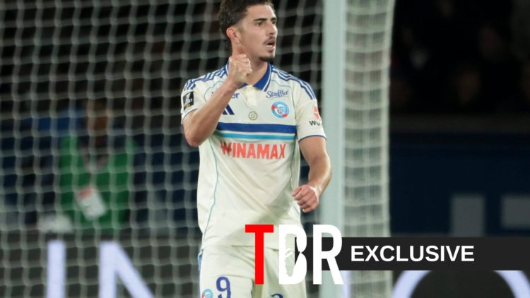 Strasbourg striker Joaquin Panichelli celebrates scoring against Paris Saint-Germain in Ligue 1