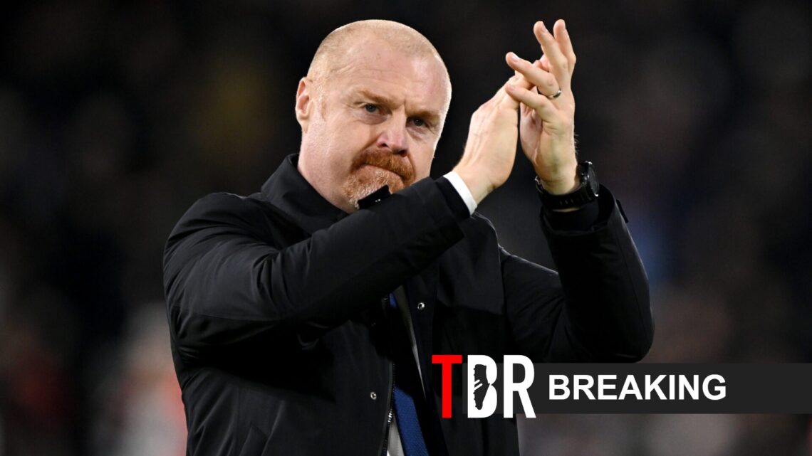 Sean Dyche applauds the fans