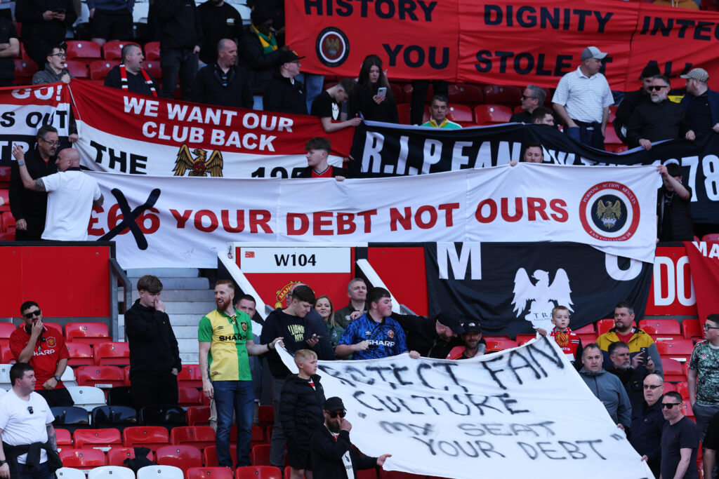 Manchester United fan protests the Glazer family and Sir Jim Ratcliffe's ownership