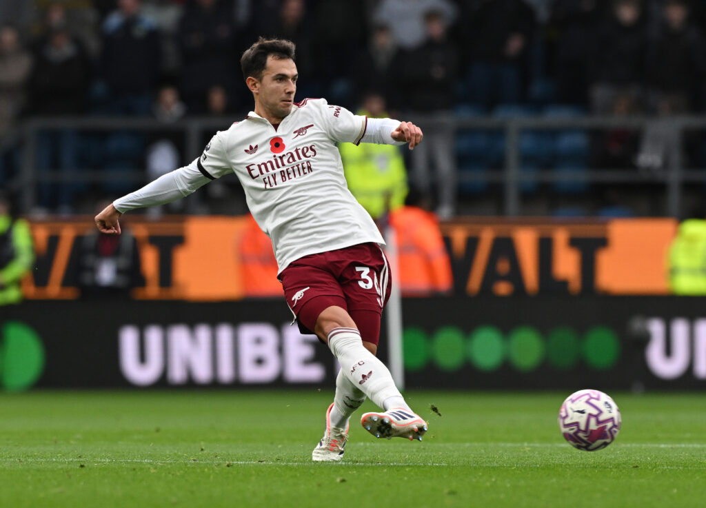 Martin Zubimendi passes the ball during Burnley vs Arsenal